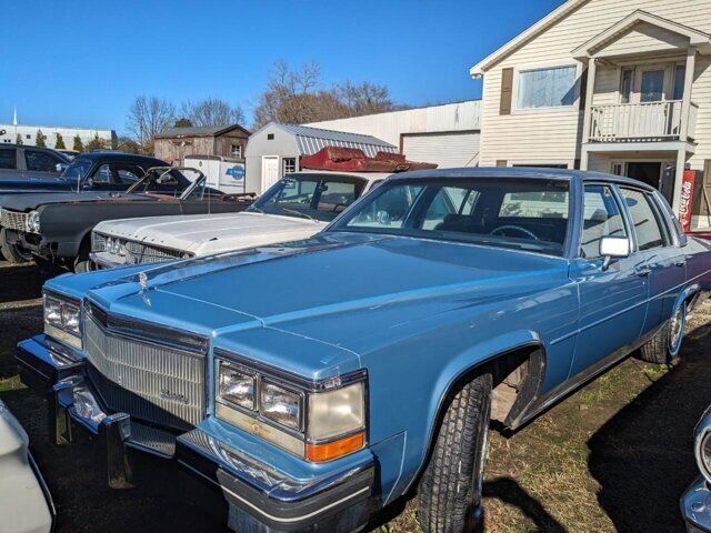 1984 CADILLAC Deville