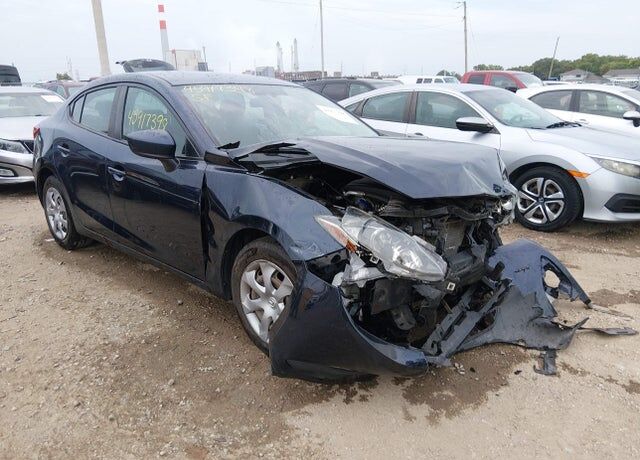2015 MAZDA Mazda3