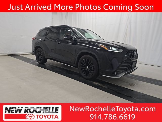 2024 TOYOTA Highlander
