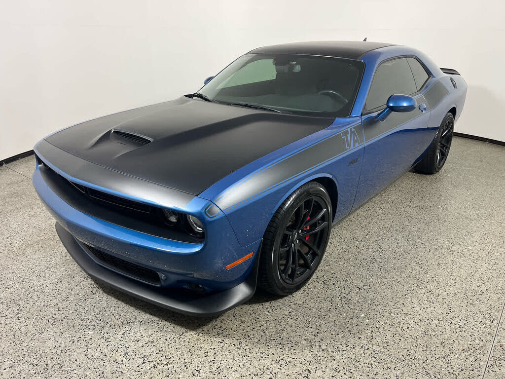 2021 DODGE Challenger