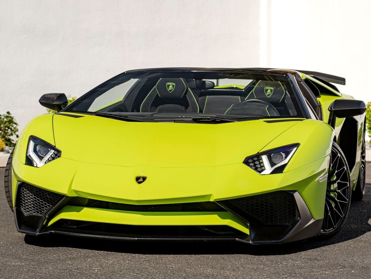 2016 LAMBORGHINI Aventador