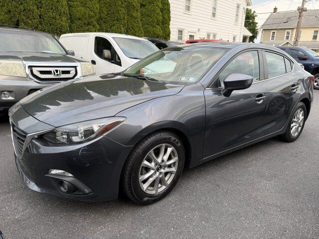 2016 MAZDA Mazda3