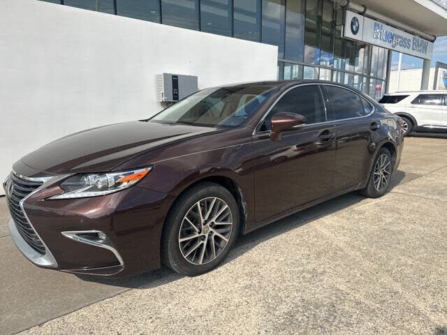 2016 LEXUS ES