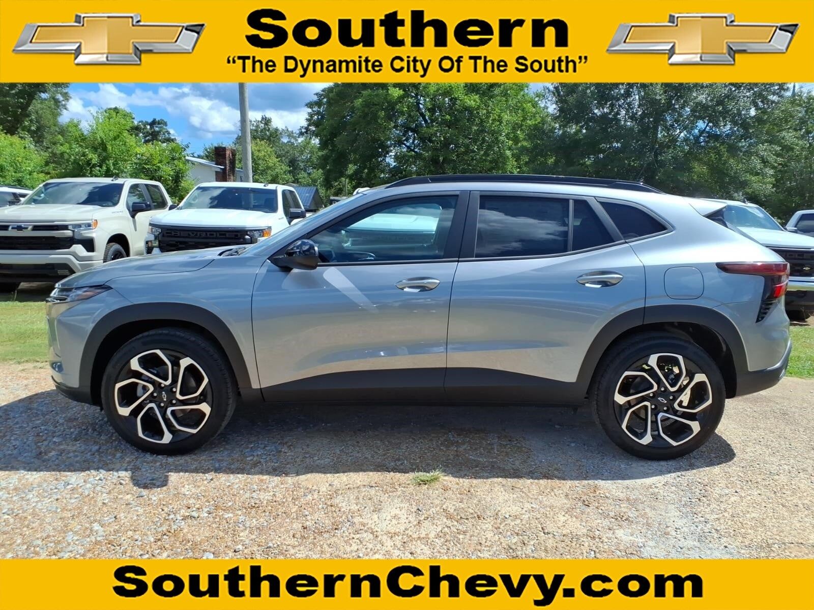 2026 CHEVROLET Trax