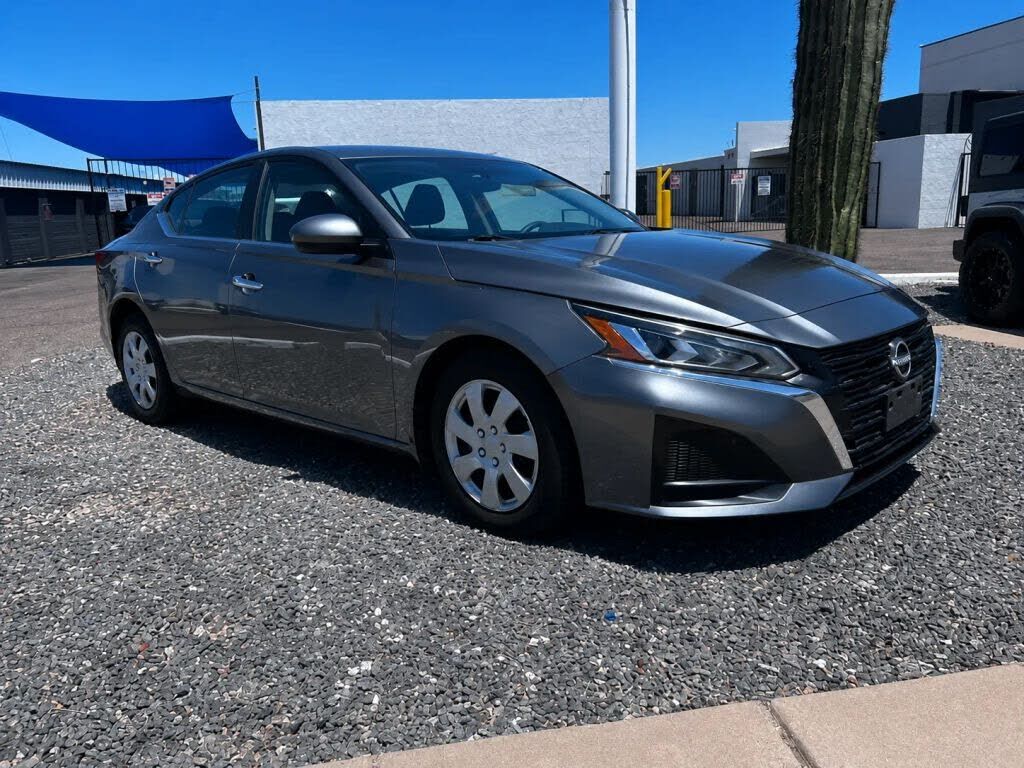 2023 NISSAN Altima