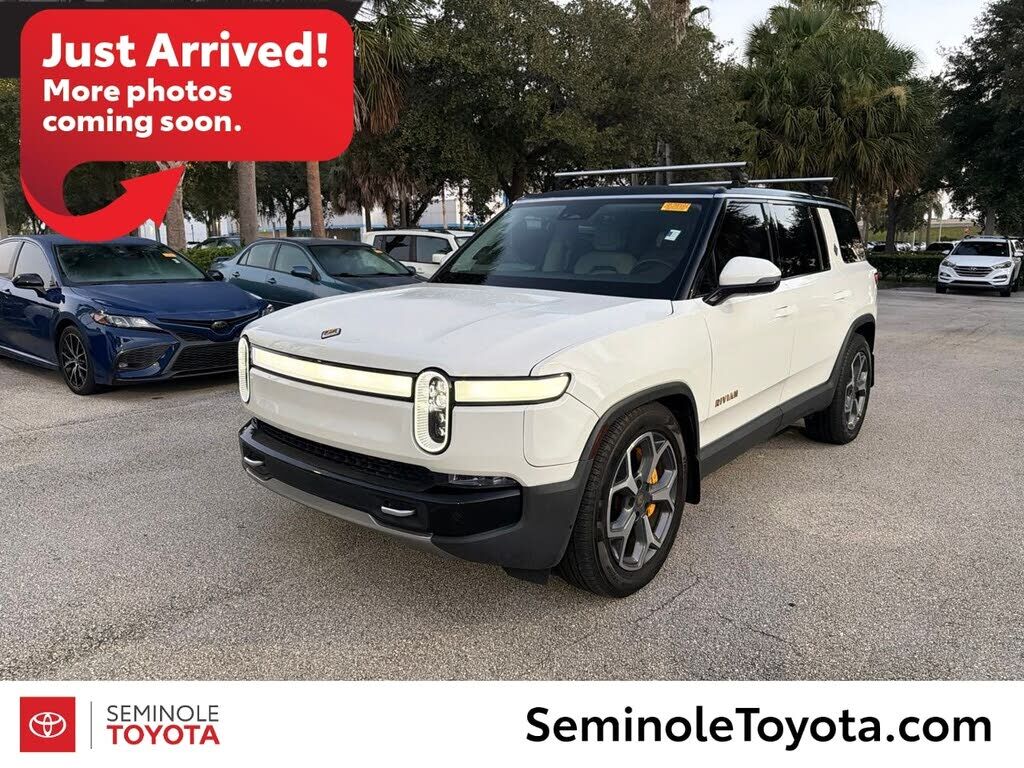 2023 RIVIAN R1S