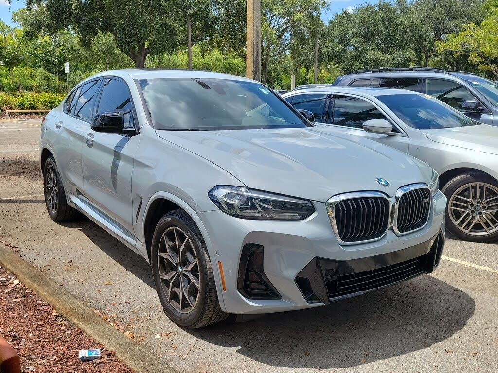 2023 BMW X4