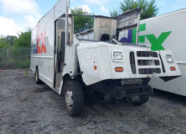 2017 FORD Commercial Chassis