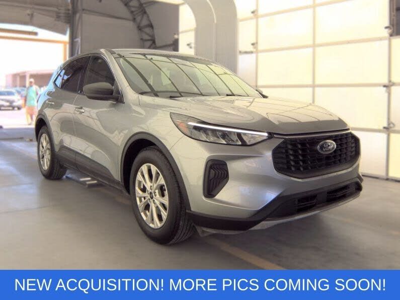 2024 FORD Escape