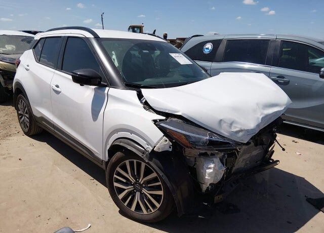 2024 NISSAN Kicks