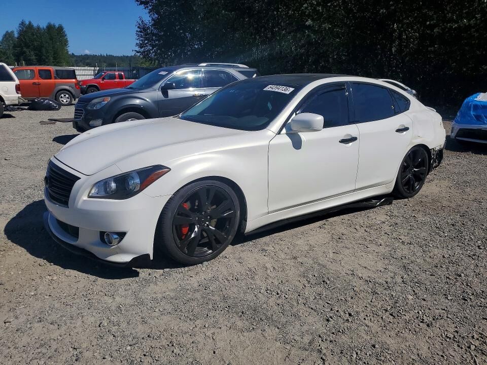 2011 INFINITI M37