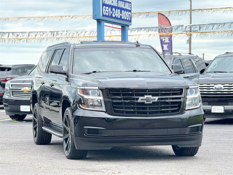 2018 CHEVROLET Suburban