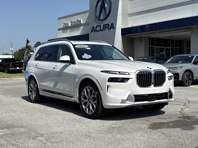 2025 BMW X7