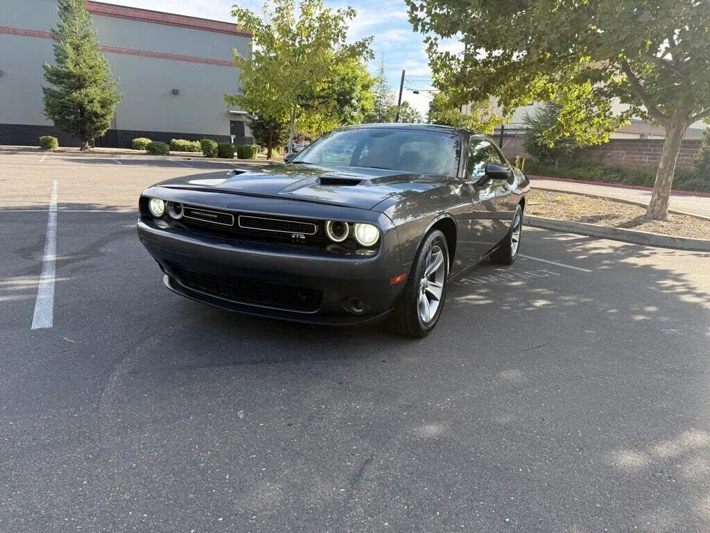 2020 DODGE Challenger