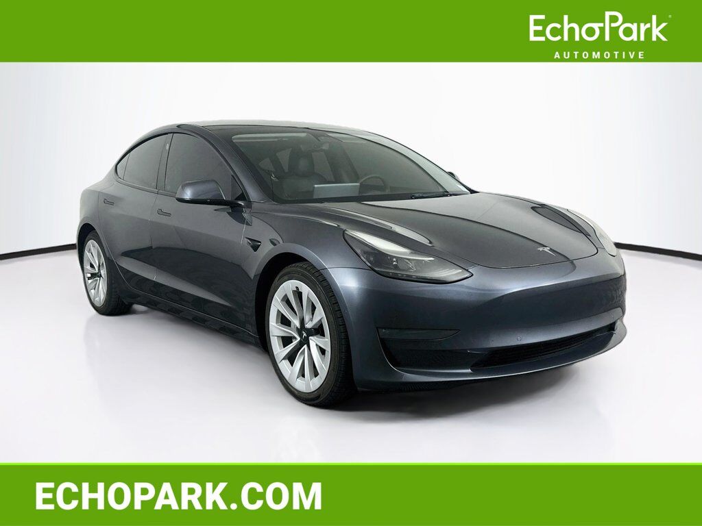 2022 TESLA Model 3
