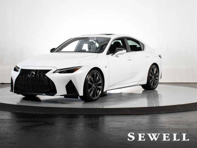 2024 LEXUS IS