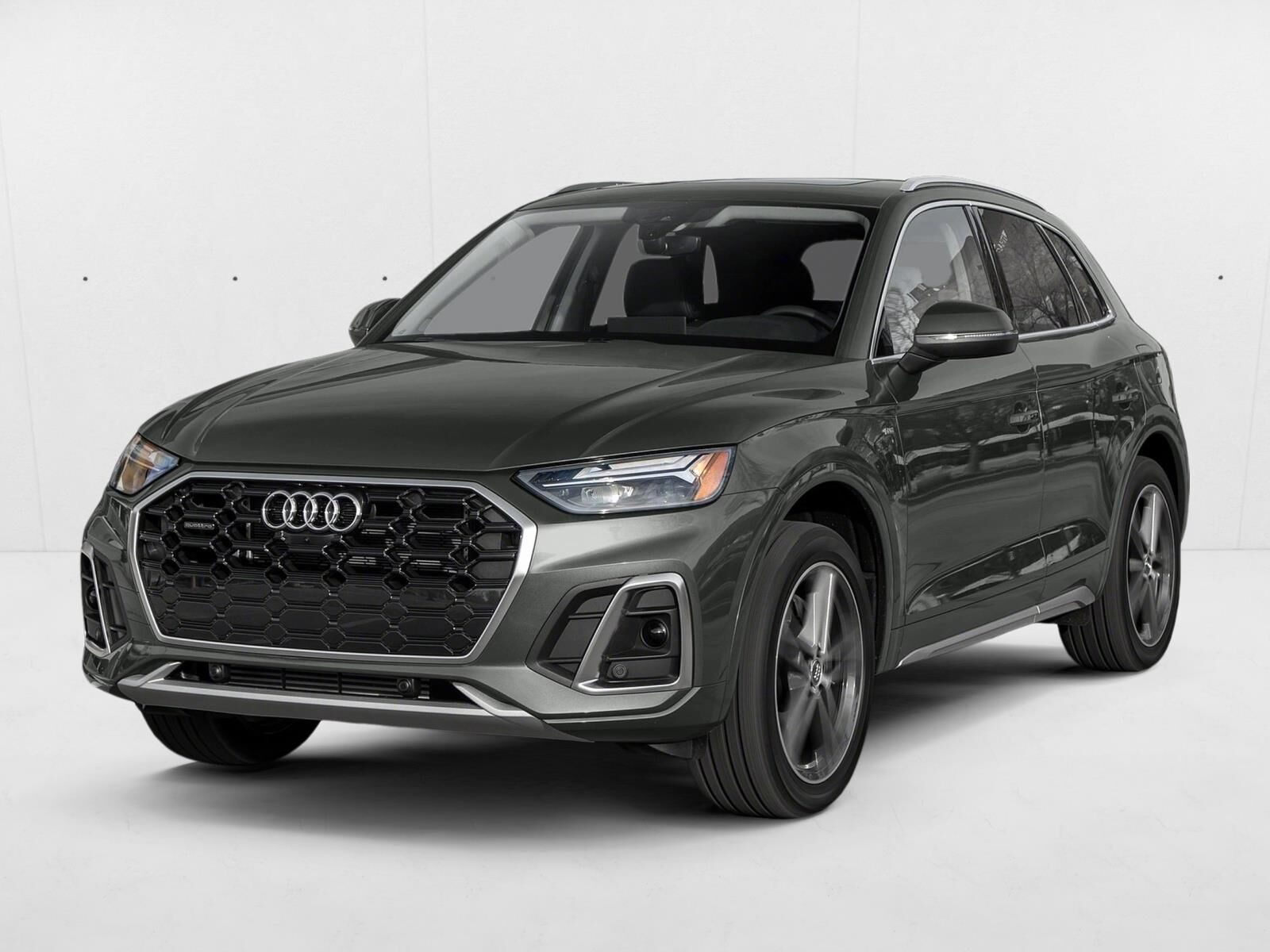 2021 AUDI Q5 e