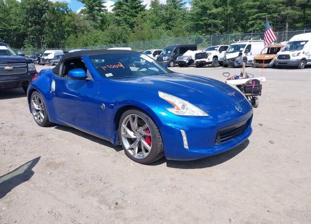 2014 NISSAN 370Z