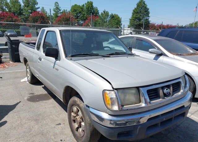 1999 NISSAN Frontier