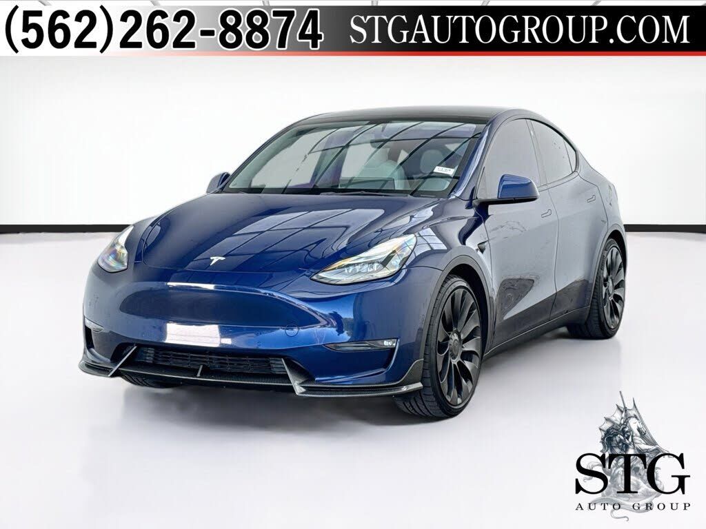 2022 TESLA Model Y
