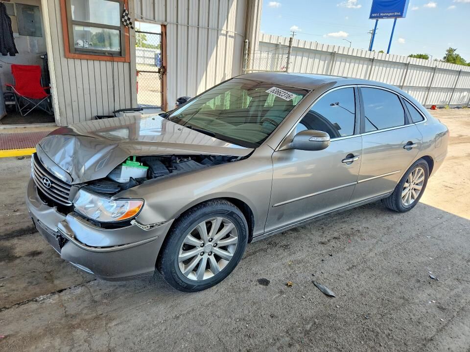 2010 HYUNDAI Azera