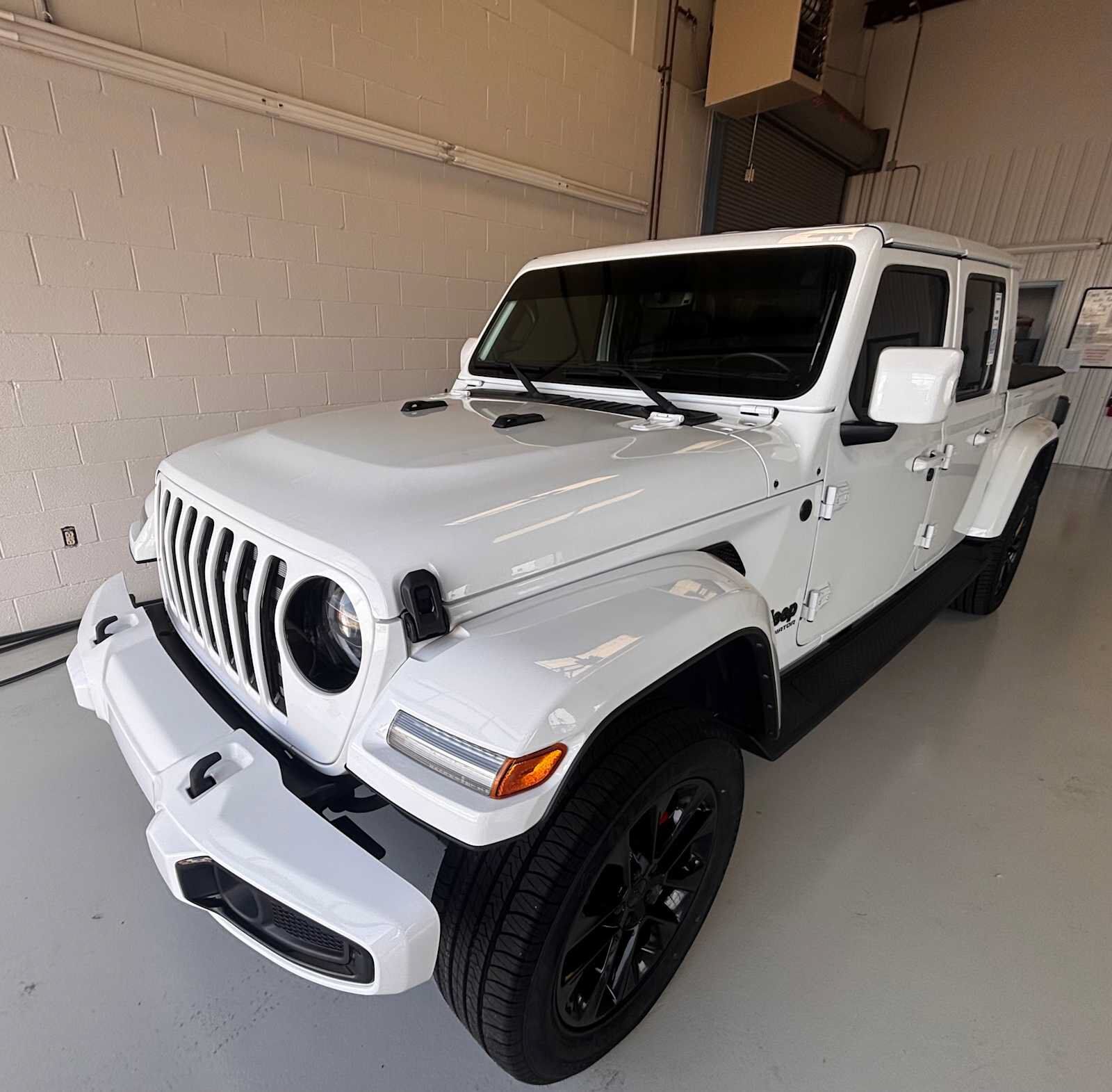2022 JEEP Gladiator