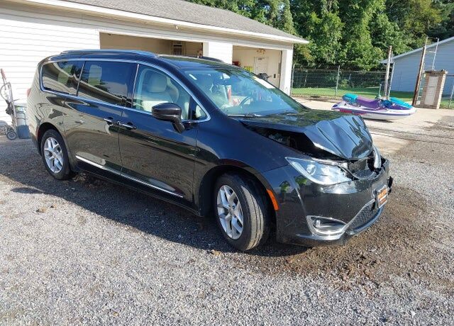 2018 CHRYSLER Pacifica