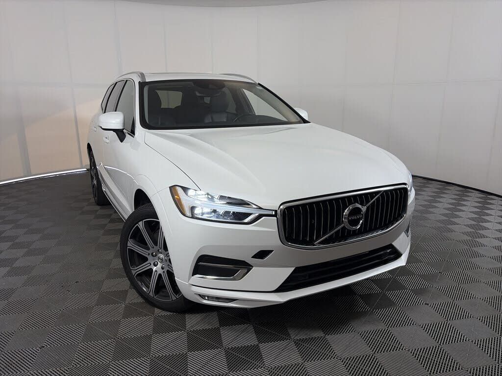 2021 VOLVO XC60