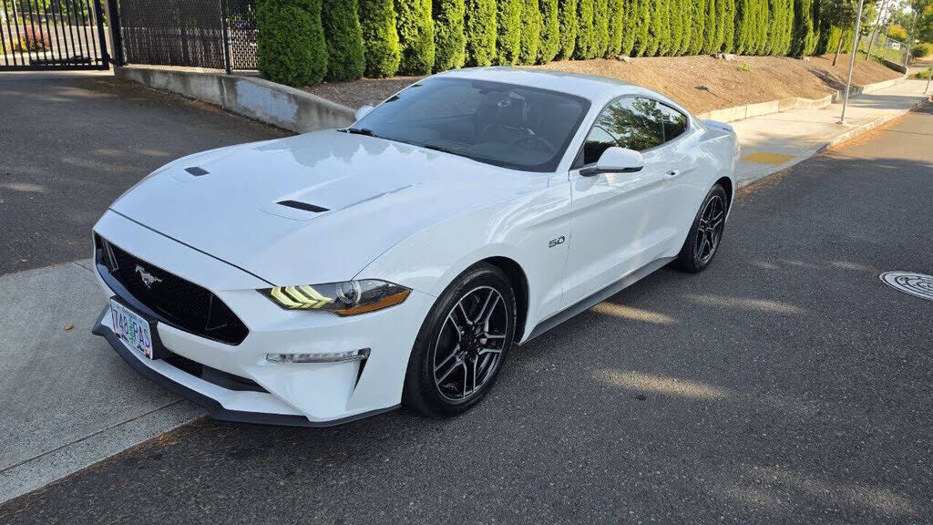2020 FORD Mustang