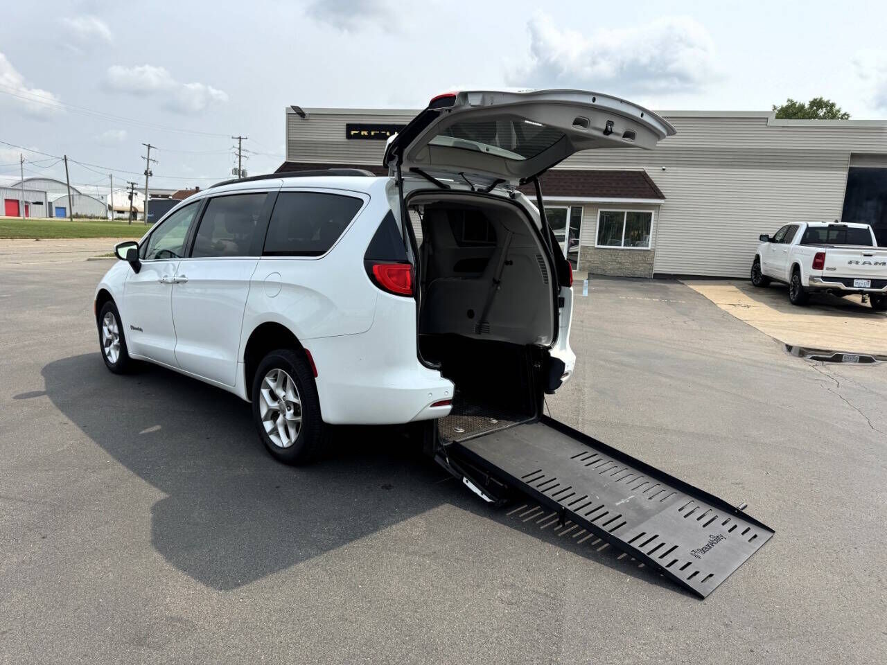 2018 CHRYSLER Pacifica