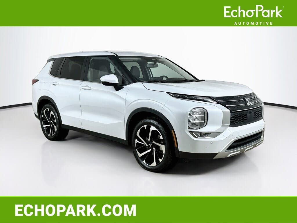 2024 MITSUBISHI Outlander