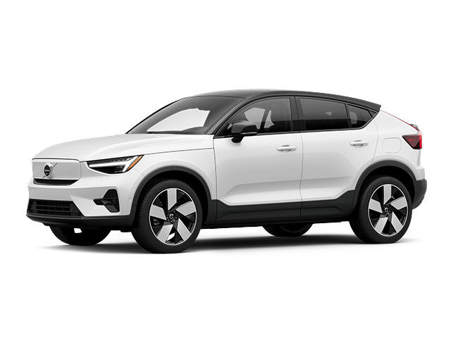 2022 VOLVO C40