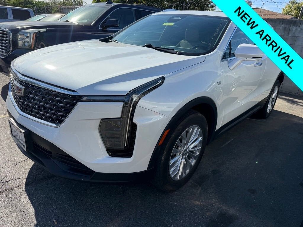 2024 CADILLAC XT4