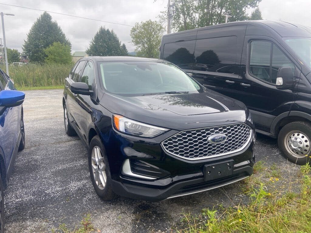 2024 FORD Edge