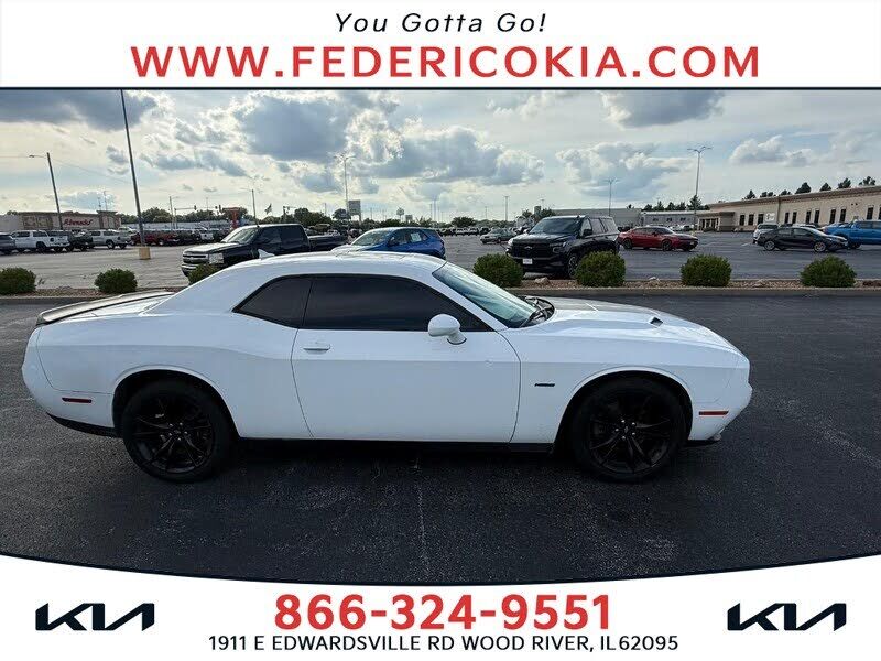 2017 DODGE Challenger