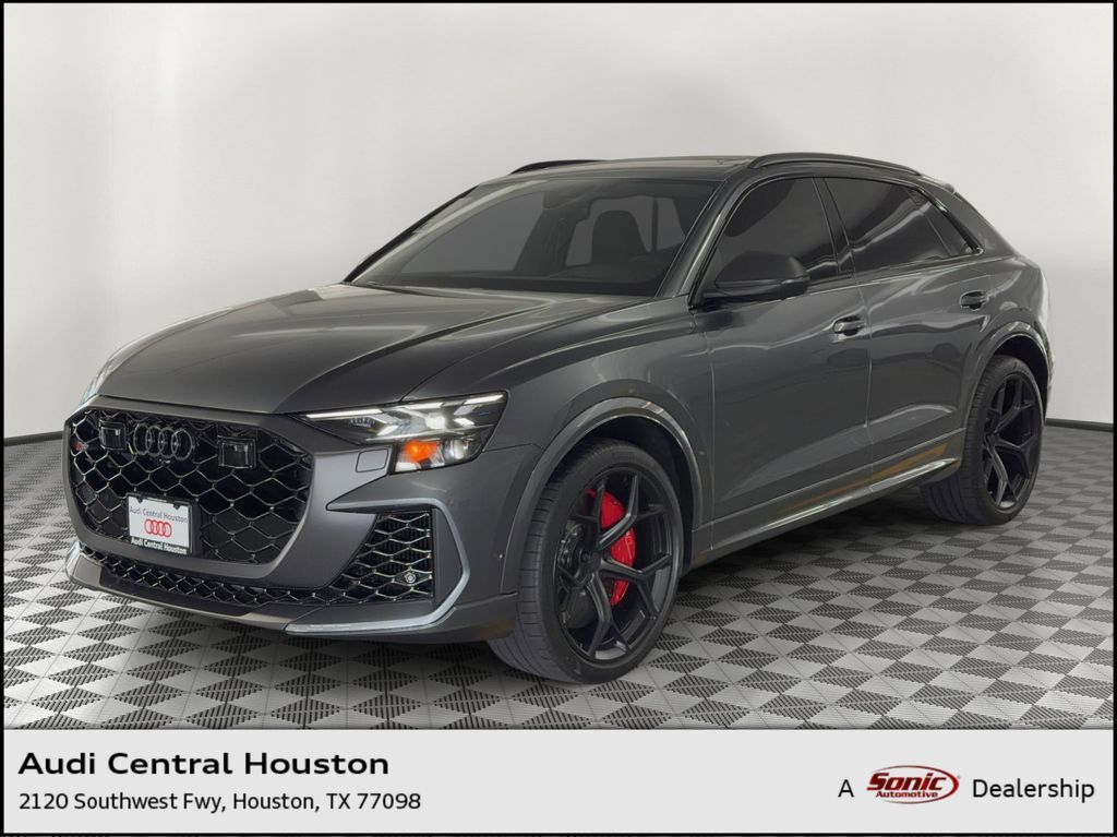 2026 AUDI RS Q8