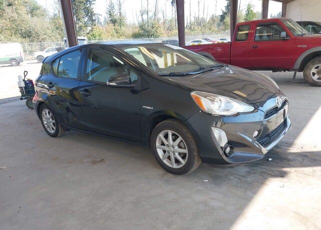 2015 TOYOTA Prius