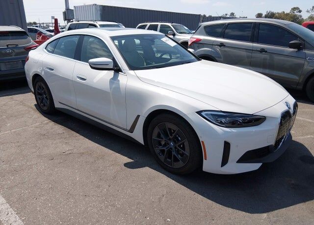 2024 BMW i4