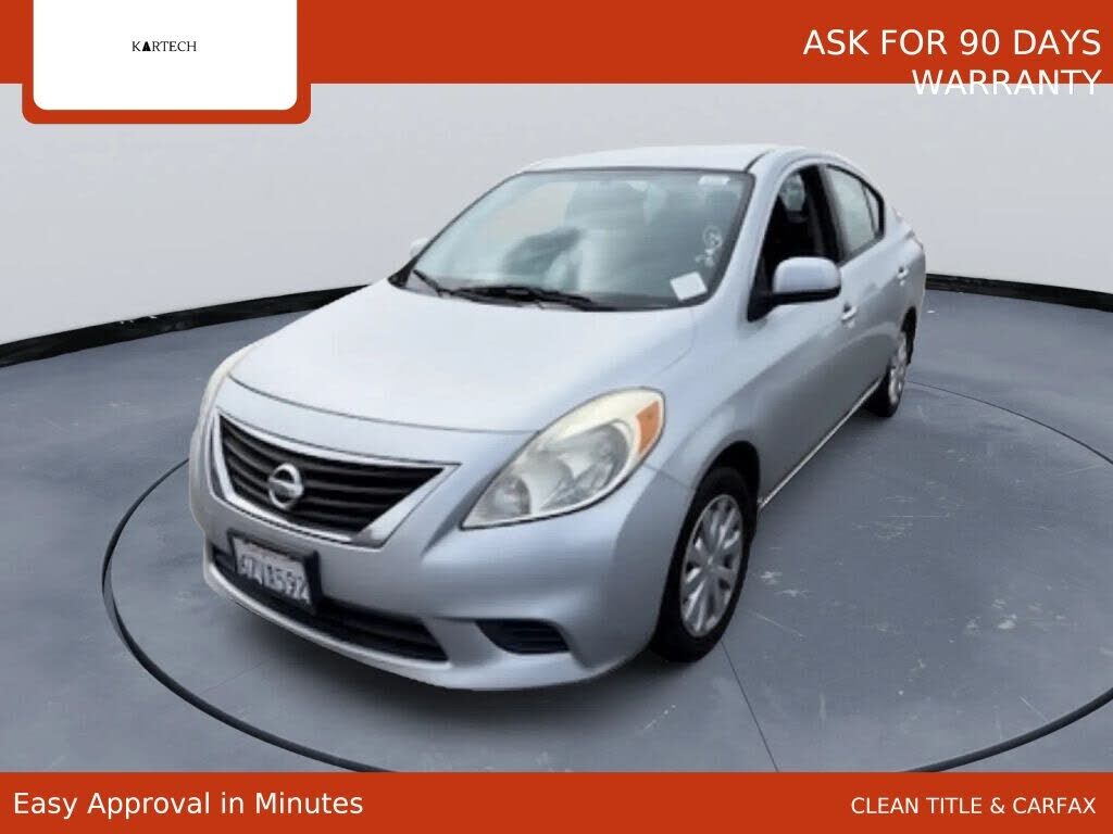2013 NISSAN Versa