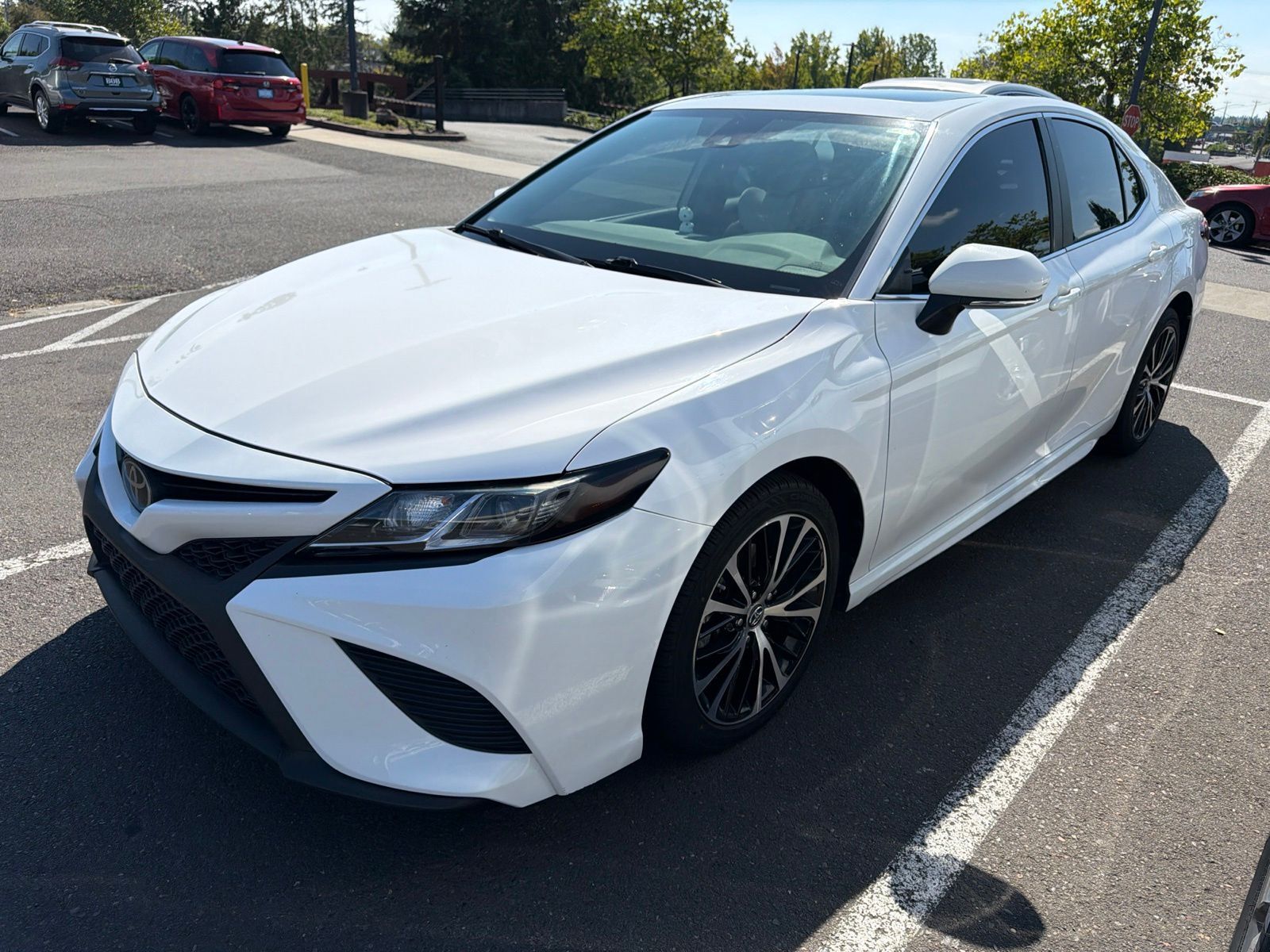 2019 TOYOTA Camry