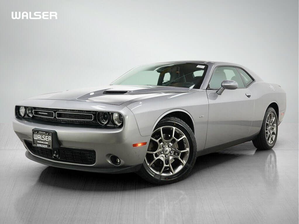 2017 DODGE Challenger