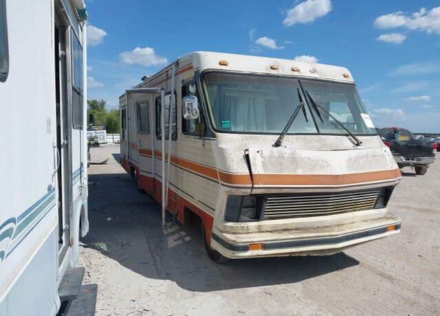 1985 CHEVROLET P - Series