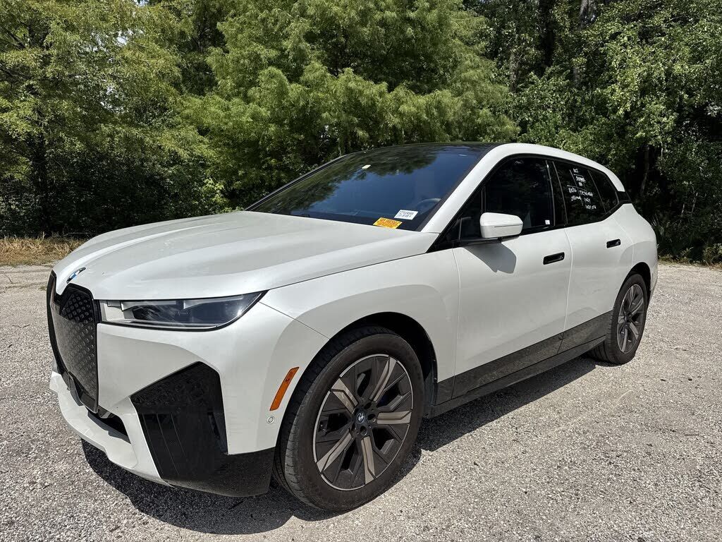 2024 BMW ix