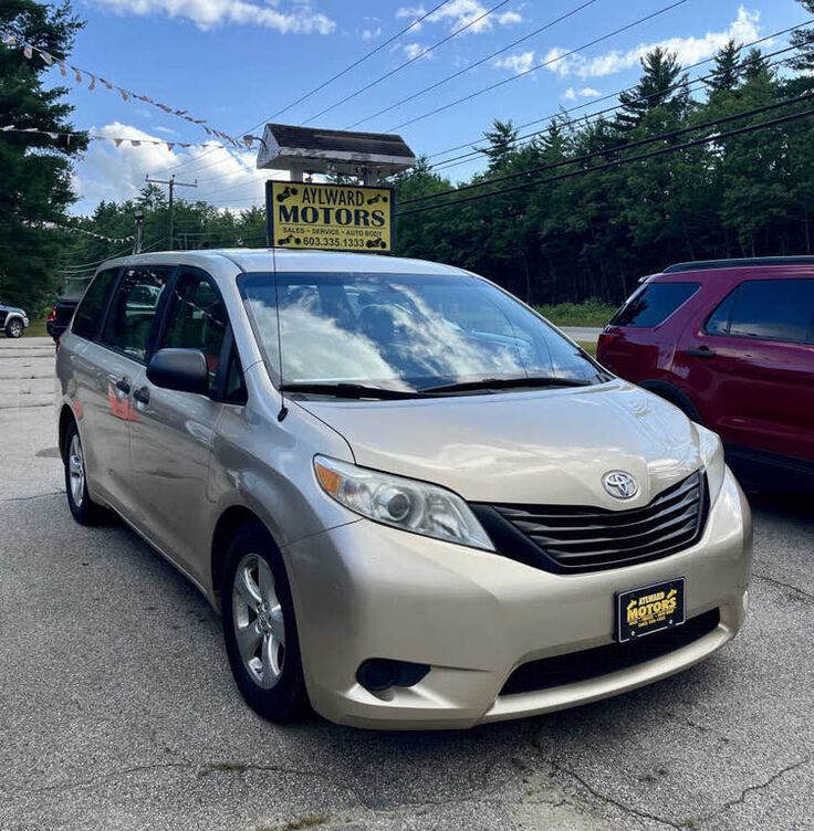 2013 TOYOTA Sienna