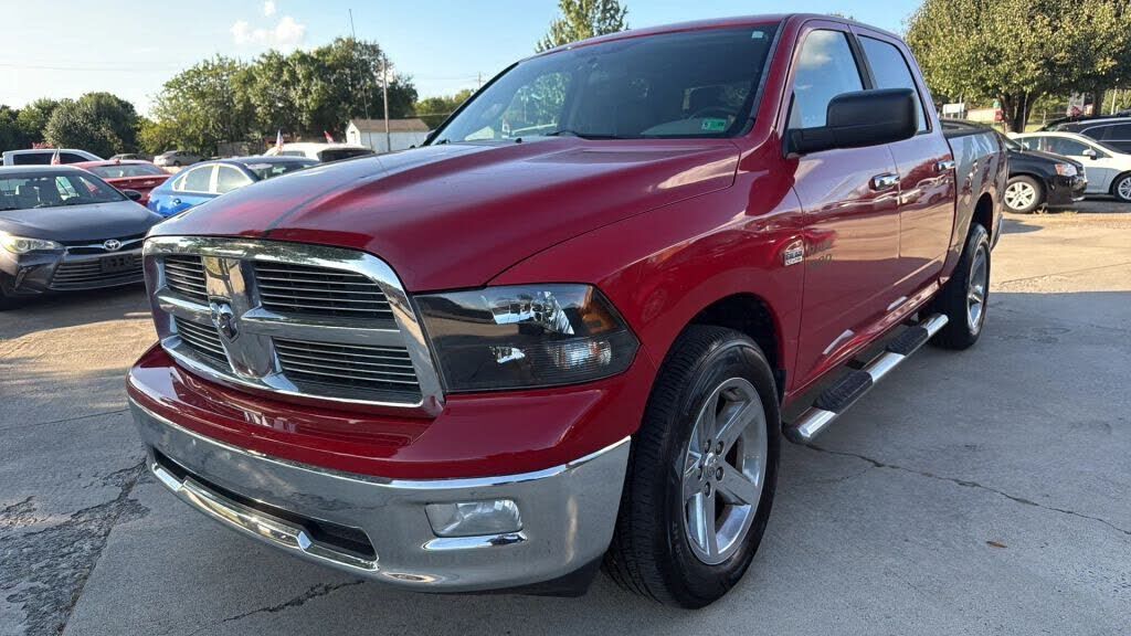 2012 DODGE Ram