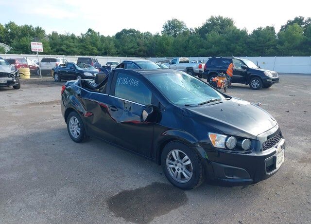 2012 CHEVROLET Sonic