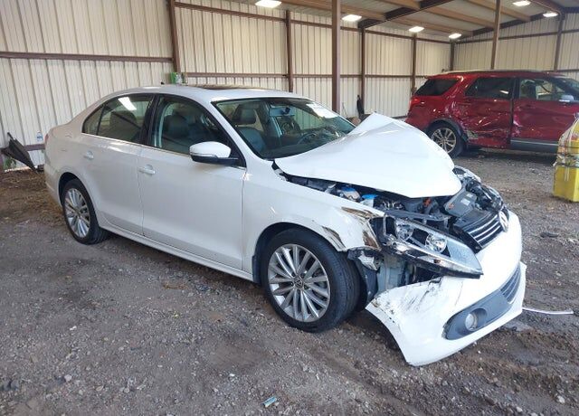 2013 VOLKSWAGEN Jetta