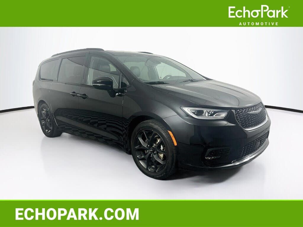 2025 CHRYSLER Pacifica