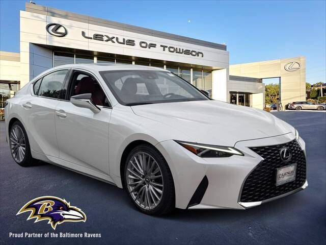 2024 LEXUS IS