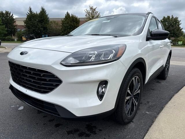 2022 FORD Escape